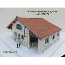 HALLE MARCHANDISE