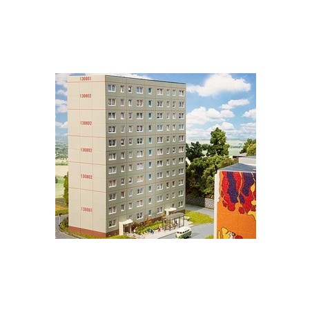 HLM