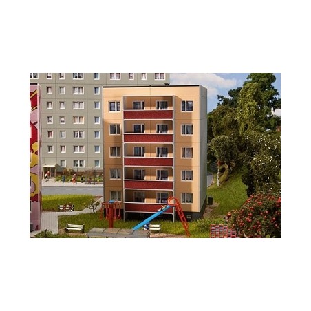 HLM