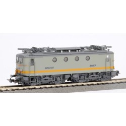 BB8239