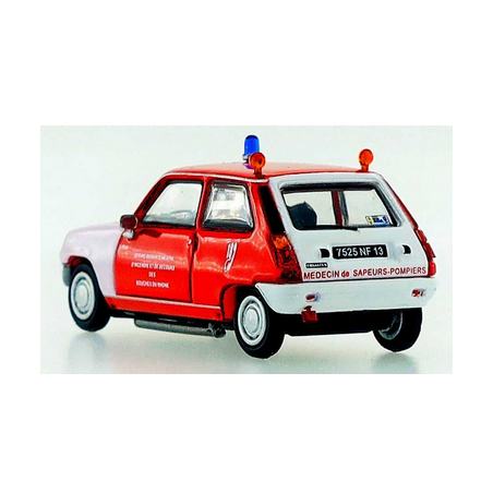 RENAULT R5